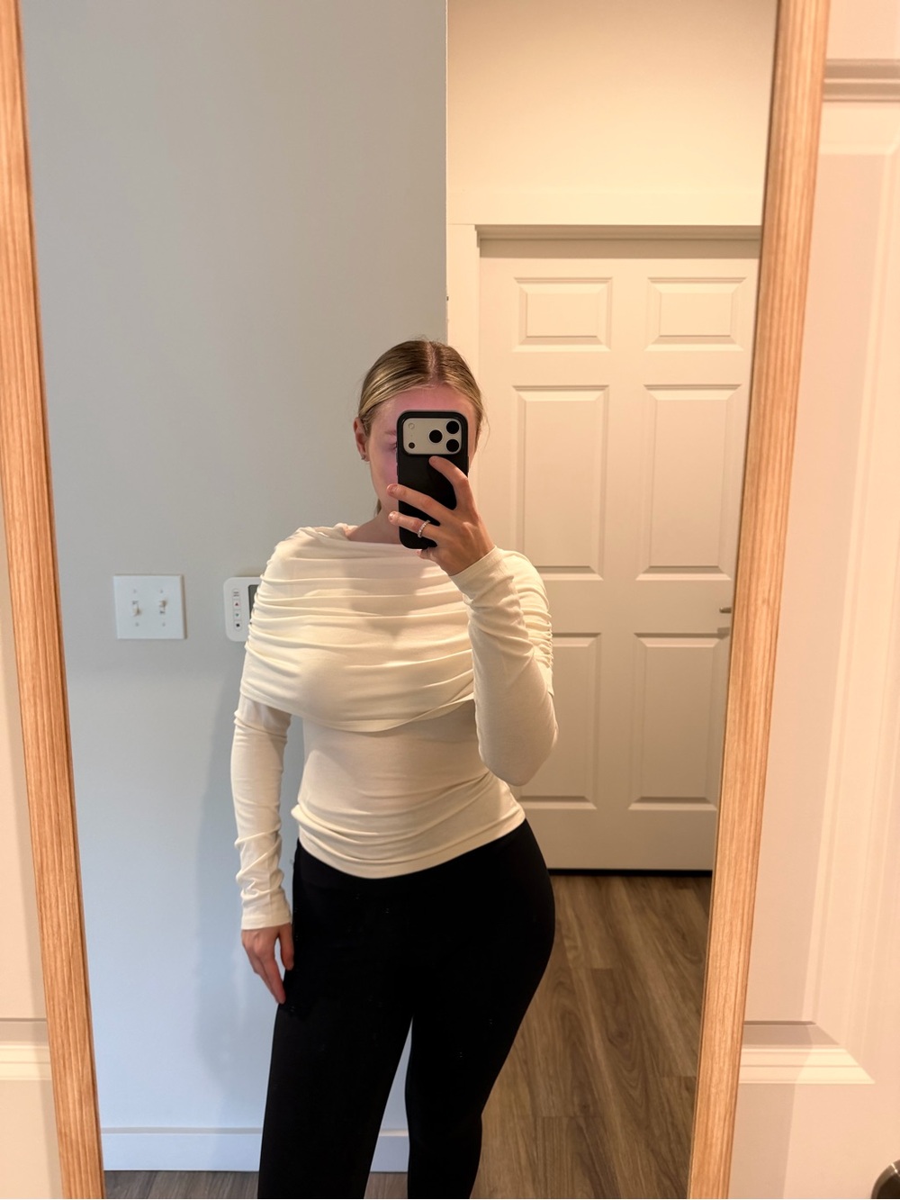 Long-Sleeve draped Top
